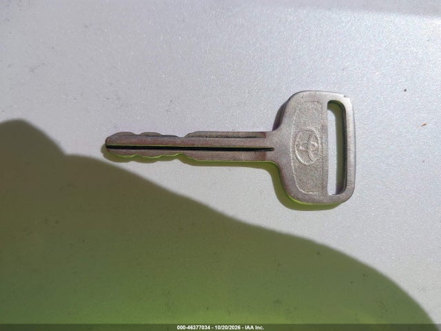 46377034 :رقم المزاد ، JT3GN86R7Y0163247 vin ، 2000 Toyota 4runner Sr5 V6 مزاد بيع