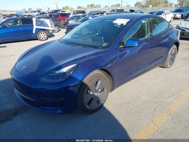 46377061 :رقم المزاد ، 5YJ3E1EB9NF275857 vin ، 2022 Tesla Model 3 Long Range Dual Motor All-wheel Drive مزاد بيع
