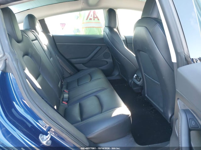 46377061 :رقم المزاد ، 5YJ3E1EB9NF275857 vin ، 2022 Tesla Model 3 Long Range Dual Motor All-wheel Drive مزاد بيع