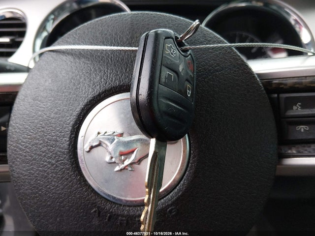 46377531 :رقم المزاد ، 1ZVBP8AM7E5231358 vin ، 2014 Ford Mustang V6 Premium مزاد بيع