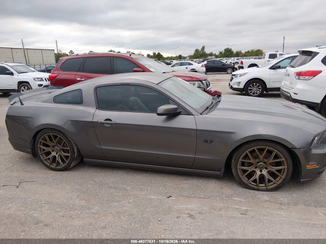 46377531 :رقم المزاد ، 1ZVBP8AM7E5231358 vin ، 2014 Ford Mustang V6 Premium مزاد بيع