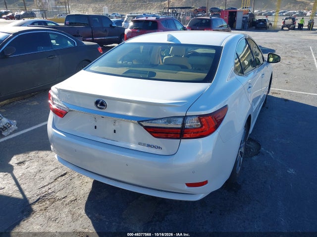 46377568 :رقم المزاد ، JTHBW1GG5J2194352 vin ، 2018 Lexus Es 300h مزاد بيع