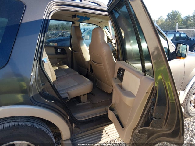 Продажа на аукционе авто 2005 Ford Expedition Eddie Bauer/king Ranch, vin: 1FMPU17515LA41149, номер лота: 46377590