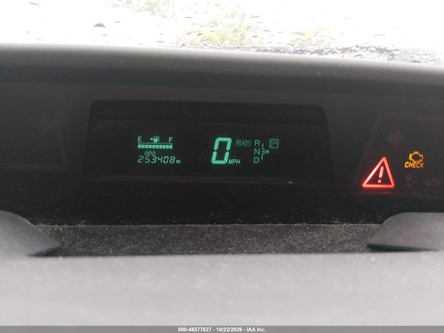 2005 Toyota Prius მანქანა იყიდება აუქციონზე, vin: JTDKB20U653002598, აუქციონის ნომერი: 46377827