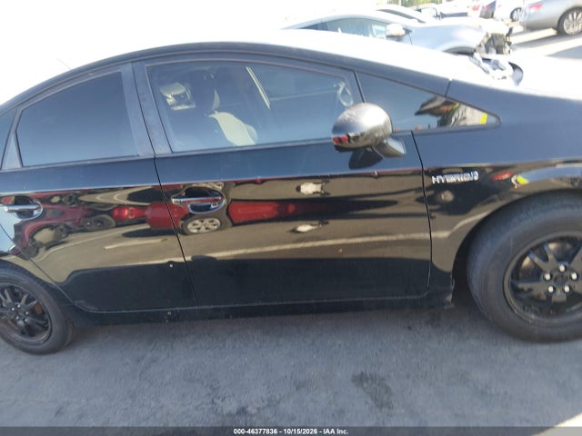 JTDKN3DU1E0374472 Toyota Prius Three