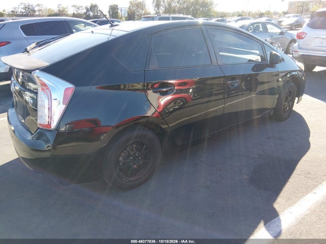 JTDKN3DU1E0374472 Toyota Prius Three