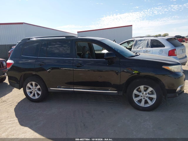 46377884 :رقم المزاد ، 5TDBK3EH1BS057407 vin ، 2011 Toyota Highlander Se V6 مزاد بيع