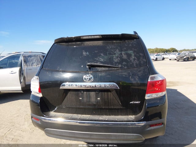 46377884 :رقم المزاد ، 5TDBK3EH1BS057407 vin ، 2011 Toyota Highlander Se V6 مزاد بيع