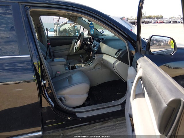 46377884 :رقم المزاد ، 5TDBK3EH1BS057407 vin ، 2011 Toyota Highlander Se V6 مزاد بيع