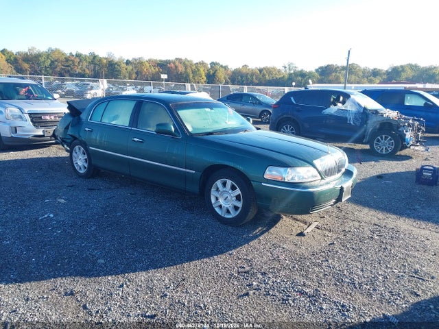 Продаж на аукціоні авто 2007 Lincoln Town Car Executive L, vin: 1LNHM84W97Y635391, номер лоту: 46378134
