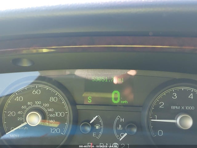 46378134 :رقم المزاد ، 1LNHM84W97Y635391 vin ، 2007 Lincoln Town Car Executive L مزاد بيع