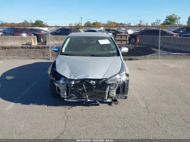 46378164 :رقم المزاد ، JTDKAMFU9M3149339 vin ، 2021 Toyota Prius L Eco مزاد بيع