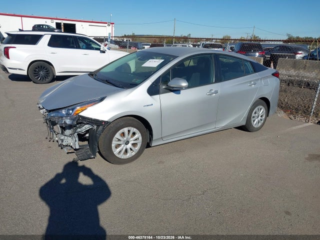 46378164 :رقم المزاد ، JTDKAMFU9M3149339 vin ، 2021 Toyota Prius L Eco مزاد بيع
