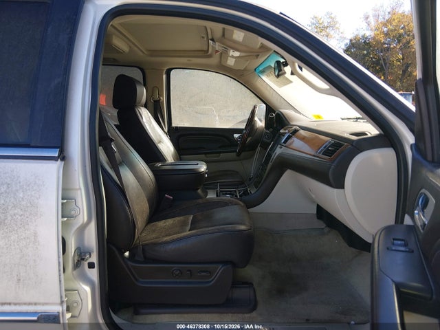 46378308 :رقم المزاد ، 1GYFK36269R189478 vin ، 2009 Cadillac Escalade Esv Platinum Edition مزاد بيع