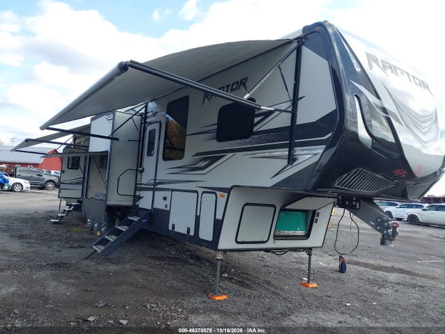 Auction sale of the 2018 Keystone Raptor, vin: 4YDF42133JR800627, lot number: 46378575