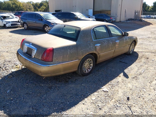 Продажа на аукционе авто 1998 Lincoln Town Car Signature, vin: 1LNFM82W0WY618004, номер лота: 46378967