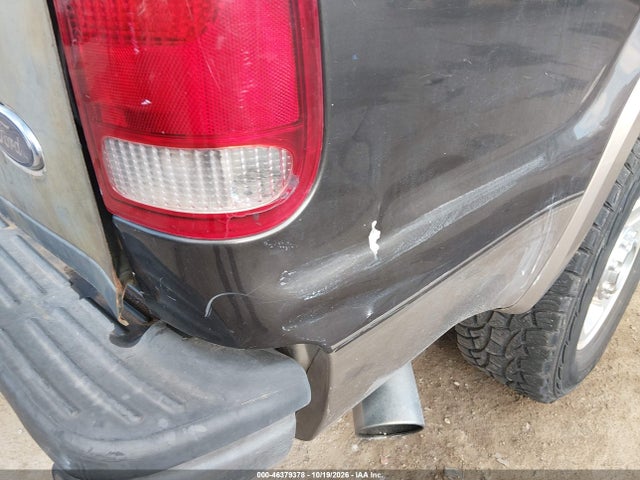 2006 Ford F-250 Lariat/xl/xlt მანქანა იყიდება აუქციონზე, vin: 1FTSX21P96EA87050, აუქციონის ნომერი: 46379378