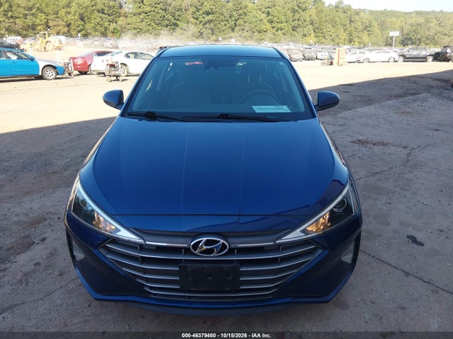 Продажа на аукционе авто 2020 Hyundai Elantra Se, vin: 5NPD74LF5LH616238, номер лота: 46379480