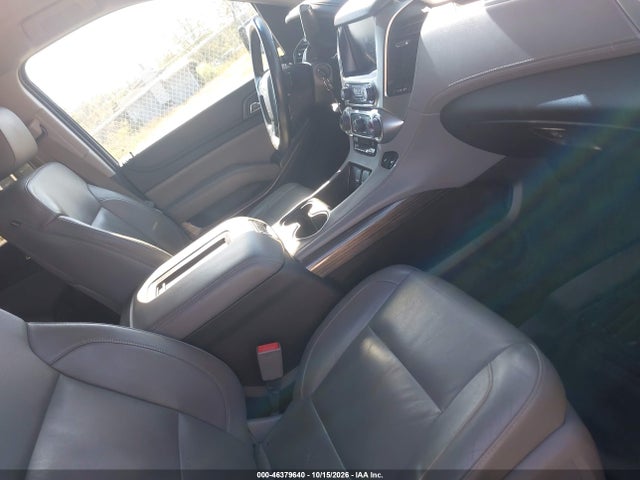 46379640 :رقم المزاد ، 1GNSCJKC4FR602781 vin ، 2015 Chevrolet Suburban 1500 Lt مزاد بيع