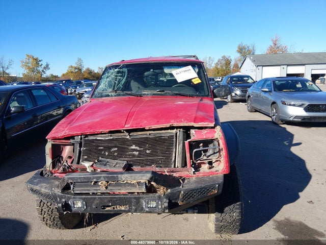 2001 Jeep Cherokee Sport მანქანა იყიდება აუქციონზე, vin: 1J4FF48S31L617330, აუქციონის ნომერი: 46379860