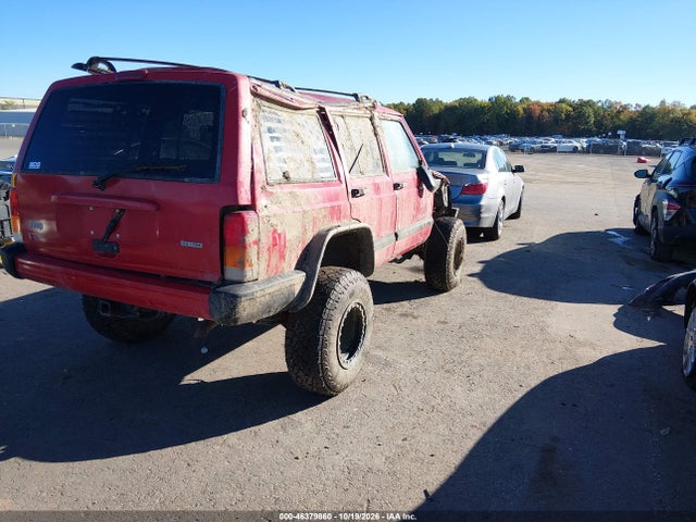 2001 Jeep Cherokee Sport მანქანა იყიდება აუქციონზე, vin: 1J4FF48S31L617330, აუქციონის ნომერი: 46379860