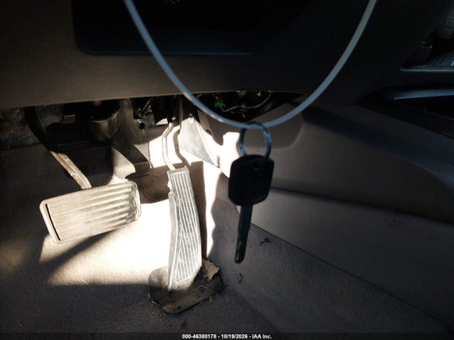 Продаж на аукціоні авто 2010 Honda Civic Lx, vin: 2HGFA1F50AH330672, номер лоту: 46380178