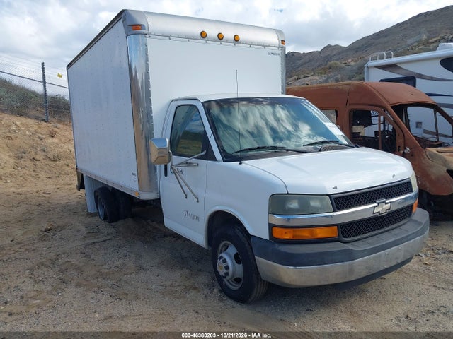 46380203 :رقم المزاد ، 1GBJG31U531218067 vin ، 2003 Chevrolet Express Cutaway Base W/c7l/c7n مزاد بيع