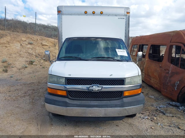 46380203 :رقم المزاد ، 1GBJG31U531218067 vin ، 2003 Chevrolet Express Cutaway Base W/c7l/c7n مزاد بيع