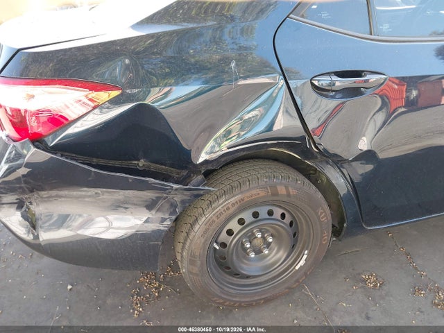 2017 Toyota Corolla Le მანქანა იყიდება აუქციონზე, vin: 5YFBURHE8HP718852, აუქციონის ნომერი: 46380450