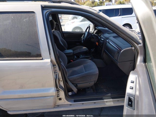 2000 Jeep Grand Cherokee Laredo მანქანა იყიდება აუქციონზე, vin: 1J4GW48N4YC348666, აუქციონის ნომერი: 46380985