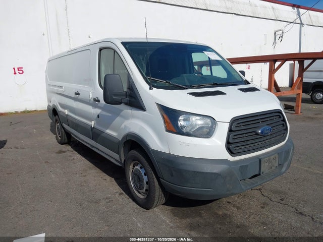 46381237 :رقم المزاد ، 1FTNR2ZMXFKA37275 vin ، 2015 Ford Transit-250 مزاد بيع