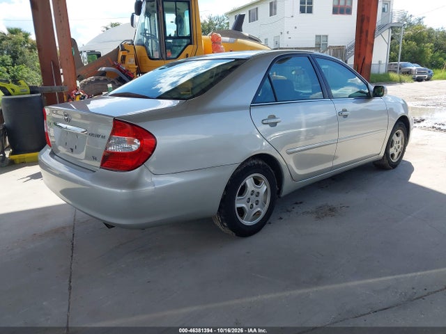 2002 Toyota Camry Le V6 მანქანა იყიდება აუქციონზე, vin: 4T1BF30K82U006629, აუქციონის ნომერი: 46381394