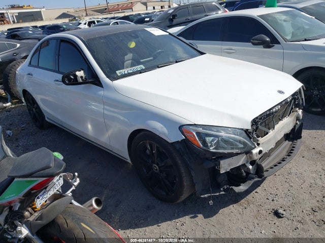 2018 55SWF4JB9JU279966 main image