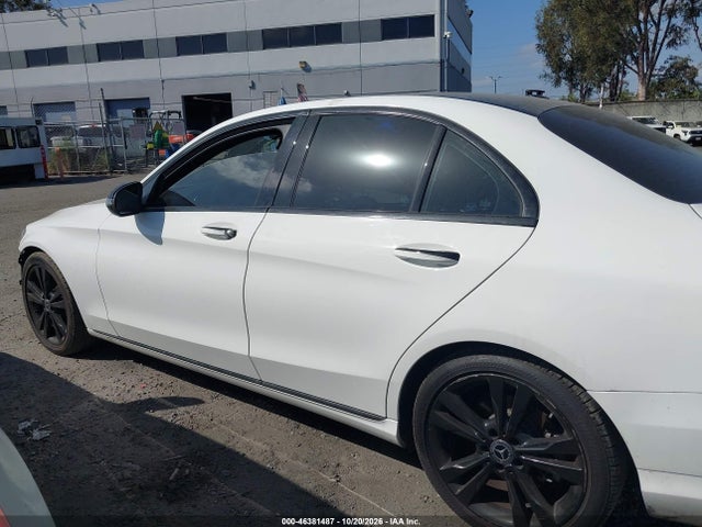 55SWF4JB9JU279966 Mercedes-Benz C 300