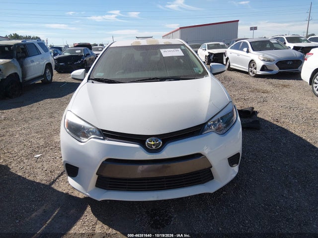 46381640 :رقم المزاد ، 5YFBURHE3GP526303 vin ، 2016 Toyota Corolla Le مزاد بيع