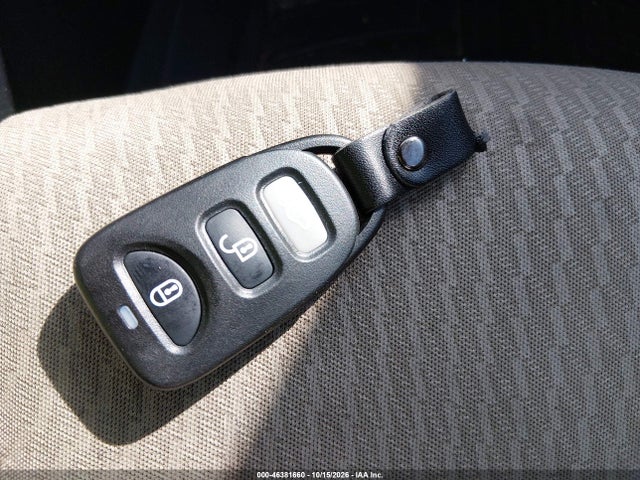 2016 Hyundai Elantra Se მანქანა იყიდება აუქციონზე, vin: 5NPDH4AE4GH662530, აუქციონის ნომერი: 46381660