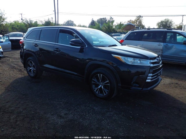 46381856 :رقم المزاد ، 5TDBZRFH7KS986014 vin ، 2019 Toyota Highlander Le مزاد بيع