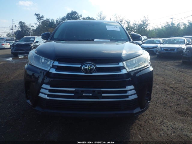46381856 :رقم المزاد ، 5TDBZRFH7KS986014 vin ، 2019 Toyota Highlander Le مزاد بيع