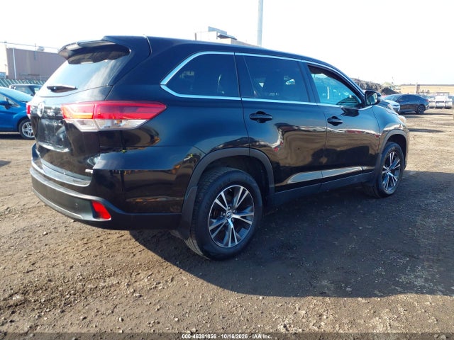 46381856 :رقم المزاد ، 5TDBZRFH7KS986014 vin ، 2019 Toyota Highlander Le مزاد بيع