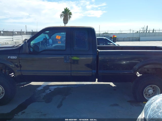 Продажа на аукционе авто 2001 Ford F250 Super Duty, vin: 1FTNX21S01EB77519, номер лота: 46381861