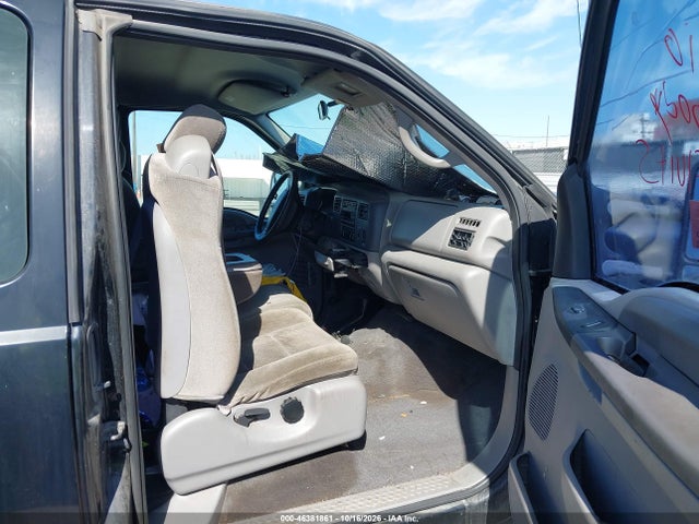 Продажа на аукционе авто 2001 Ford F250 Super Duty, vin: 1FTNX21S01EB77519, номер лота: 46381861
