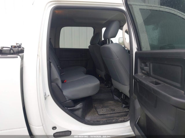 Продажа на аукционе авто 2018 Ram 3500 Tradesman  4x4 8' Box, vin: 3C63R3GTXJG285251, номер лота: 46381962