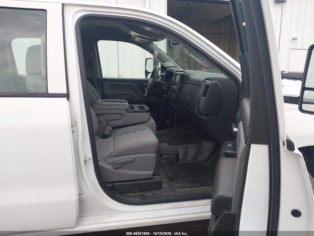 2017 Chevrolet Silverado 3500hd Wt მანქანა იყიდება აუქციონზე, vin: 1GC4KYCG4HF179655, აუქციონის ნომერი: 46381988