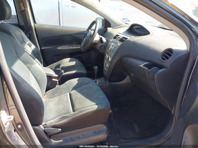 2010 Toyota Yaris მანქანა იყიდება აუქციონზე, vin: JTDBT4K36A1372548, აუქციონის ნომერი: 46382043