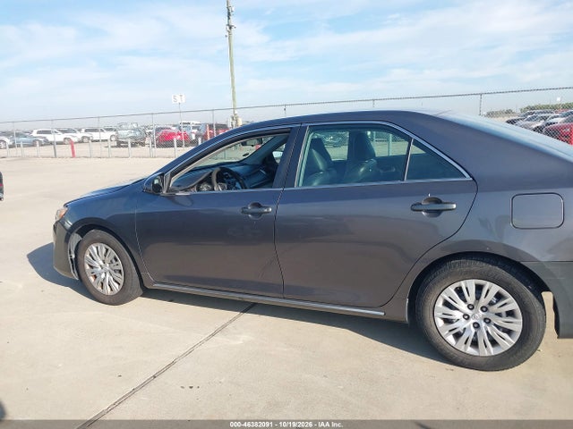 2014 Toyota Camry Le მანქანა იყიდება აუქციონზე, vin: 4T4BF1FK7ER343539, აუქციონის ნომერი: 46382091