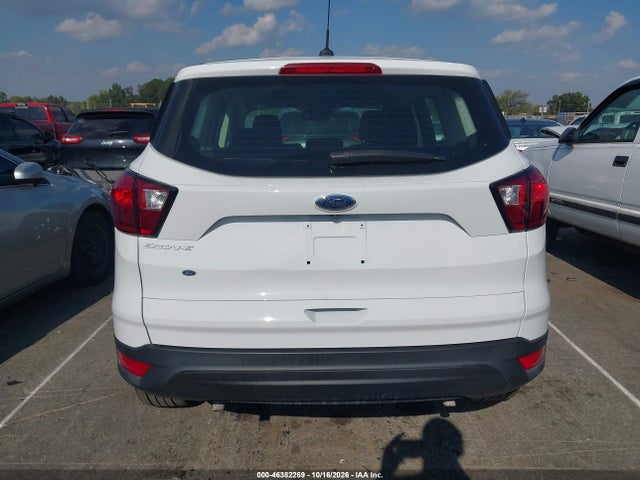 2019 Ford Escape S მანქანა იყიდება აუქციონზე, vin: 1FMCU0F73KUA22670, აუქციონის ნომერი: 46382269