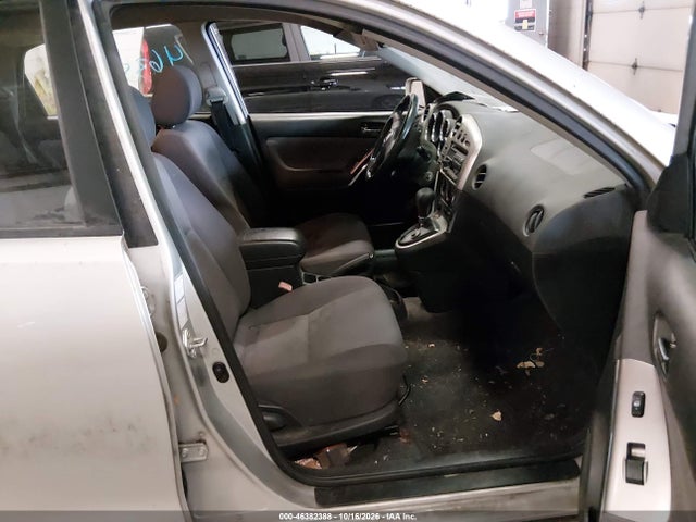 46382388 :رقم المزاد ، 2T1LR32E44C175392 vin ، 2004 Toyota Matrix Xr مزاد بيع