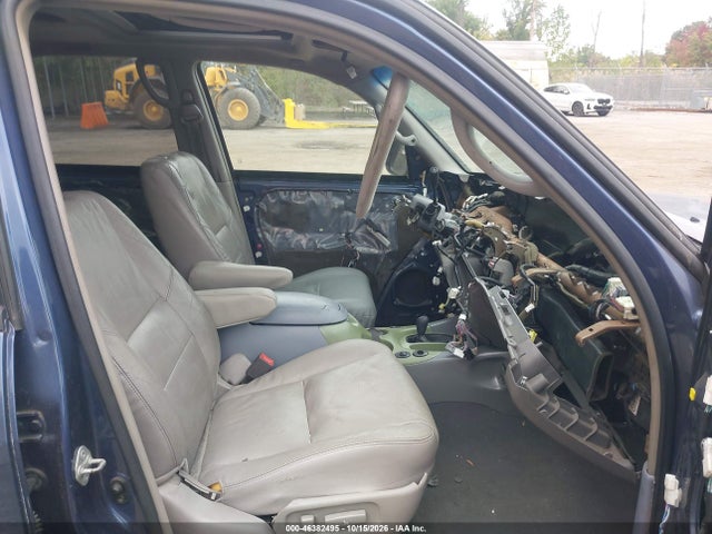 Продажа на аукционе авто 2004 Toyota Sequoia Sr5 V8, vin: 5TDBT44A04S216119, номер лота: 46382495