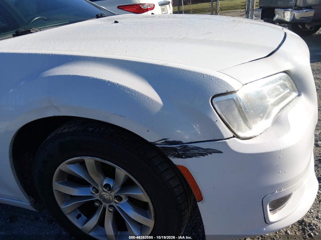 Продажа на аукционе авто 2015 Chrysler 300 Limited, vin: 2C3CCAAG7FH743673, номер лота: 46382595