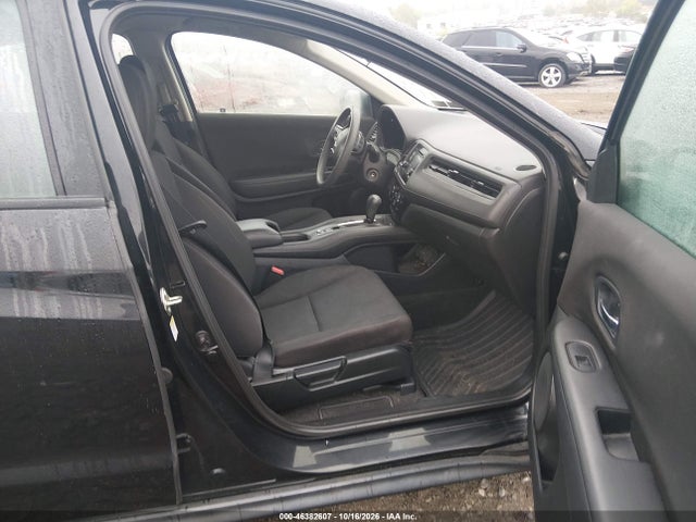 Продажа на аукционе авто 2016 Honda Hr-v Lx, vin: 3CZRU6H38GM765567, номер лота: 46382607